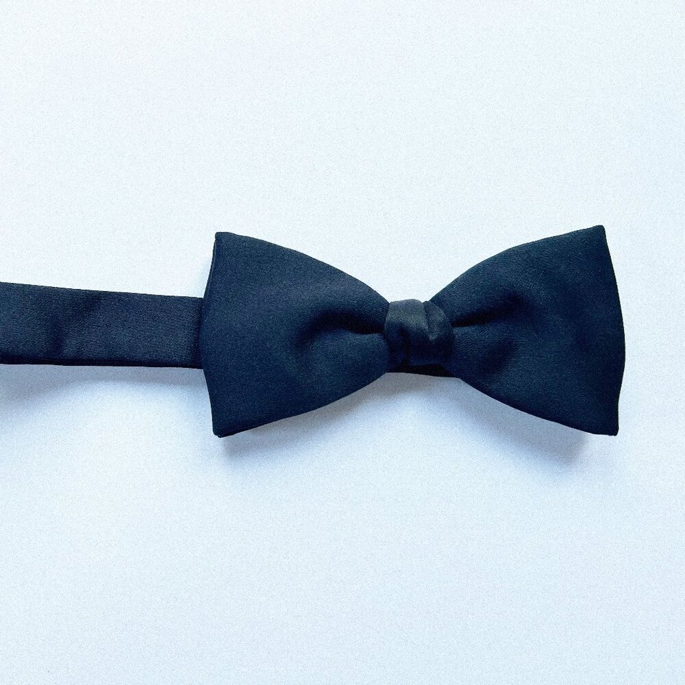 un-named vintage bowtie